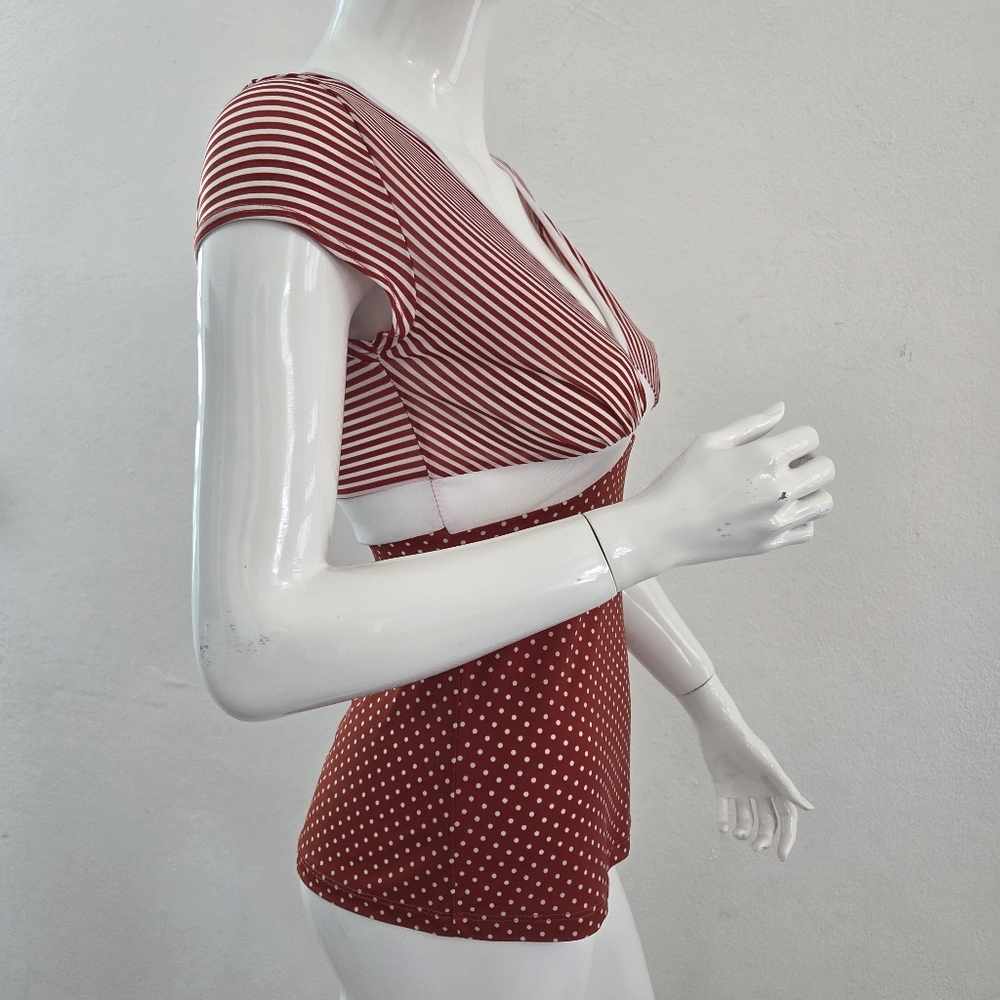 Red and White Striped and Polka Dot Womena Top Size Small - Picture 6 of 15